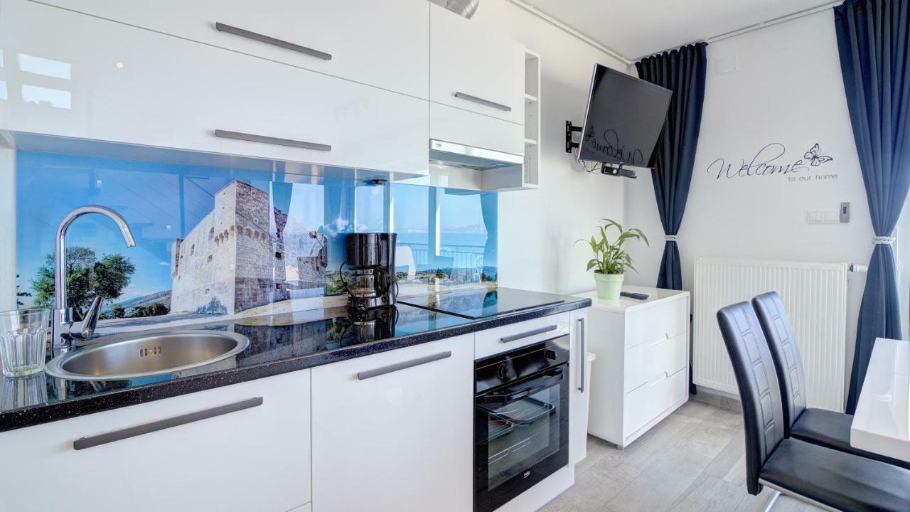Apartment Segnia Сень Екстер'єр фото