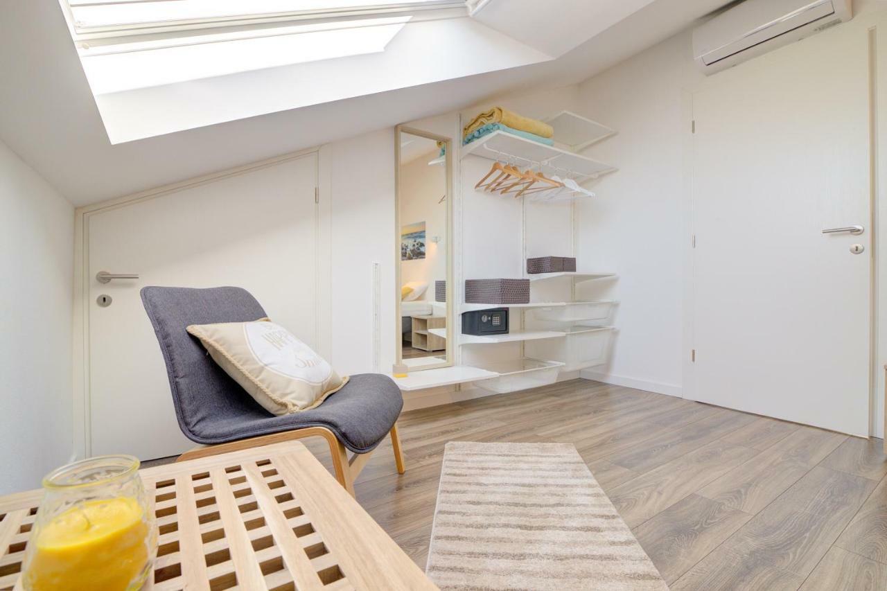 Apartment Segnia Сень Екстер'єр фото
